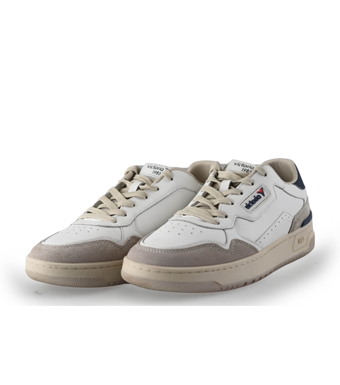 Victoria Sneakers