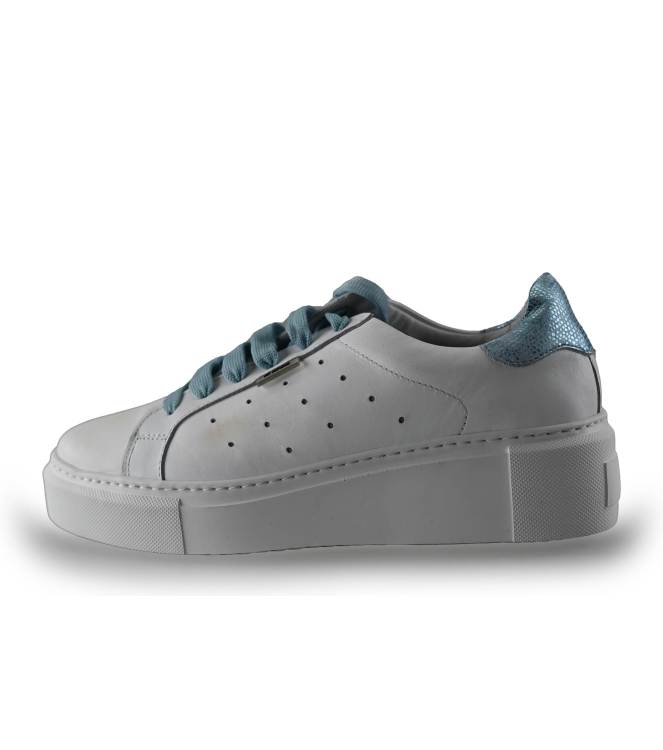 Maruti Sneakers