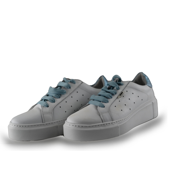 Maruti Sneakers