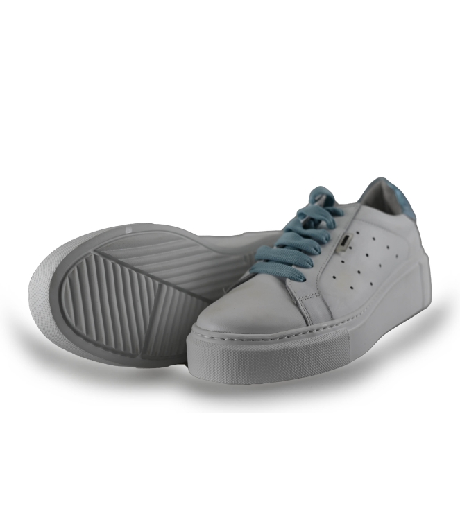 Maruti Sneakers