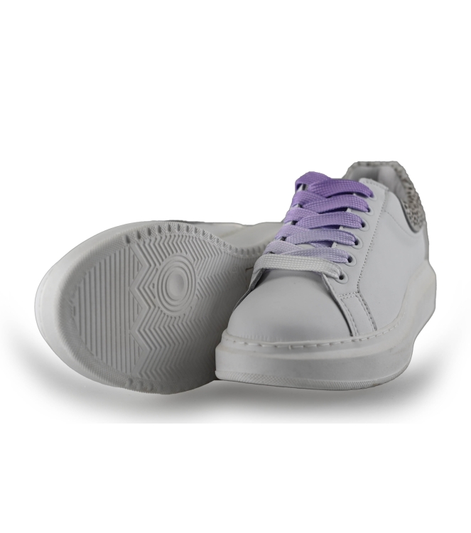 Maruti Sneakers