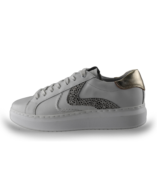 Maruti Sneakers