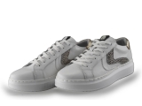Maruti Sneakers