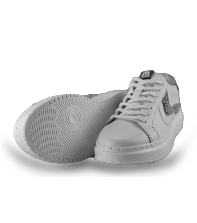 Maruti Sneakers