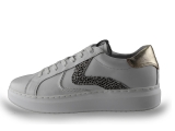 Maruti Sneakers
