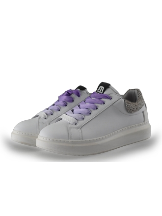 Maruti Sneakers Wit 248308
 Maat 39
 
