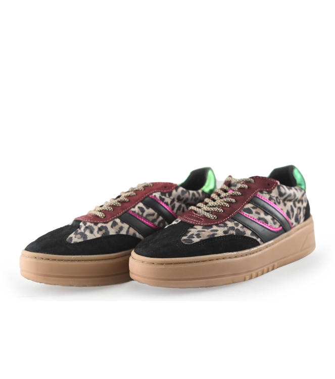 Sub55 Sneakers