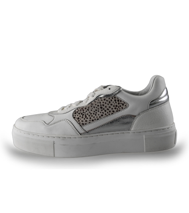 Maruti Sneakers