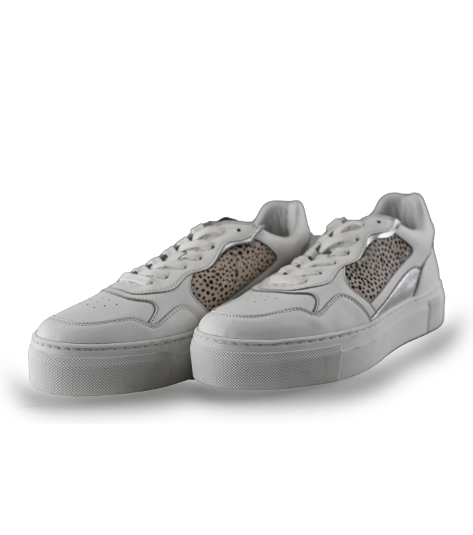 Maruti Sneakers