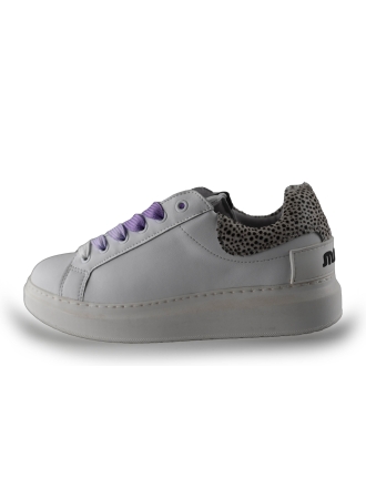 Maruti Sneakers Wit 249115
 Maat 39
 