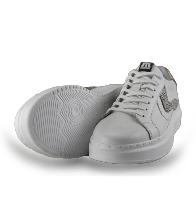 Maruti Sneakers