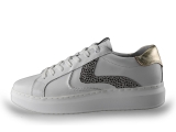 Maruti Sneakers
