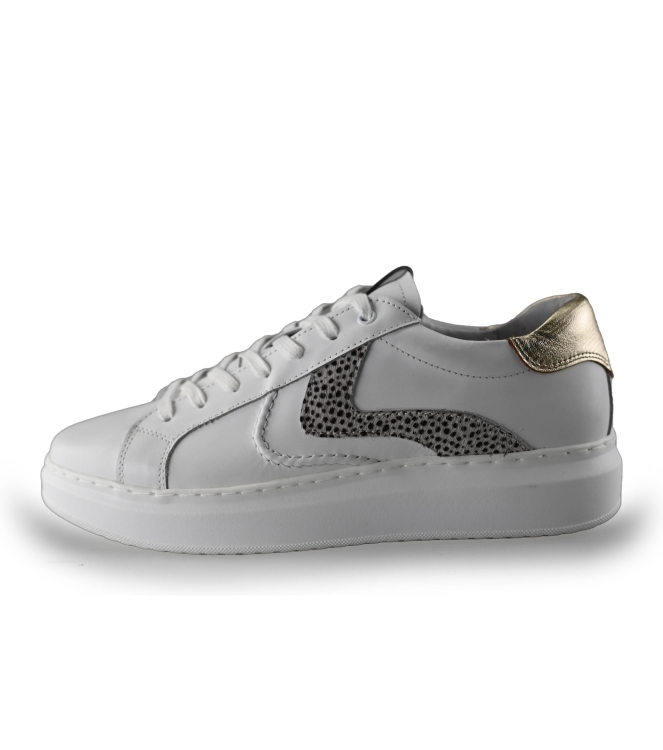 Maruti Sneakers