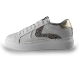 Maruti Sneakers