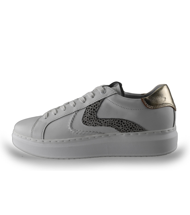 Maruti Sneakers