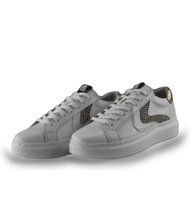 Maruti Sneakers