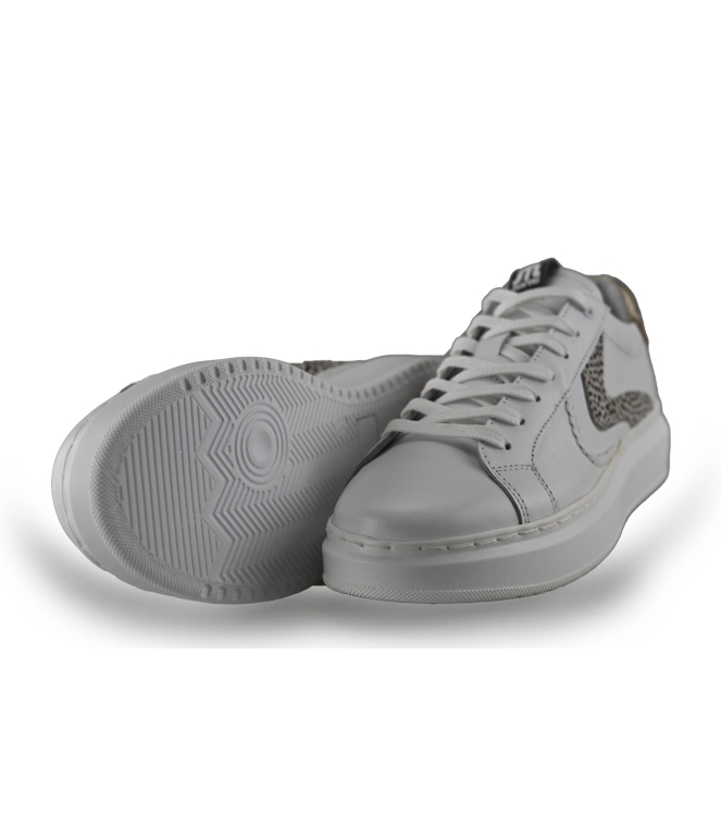 Maruti Sneakers