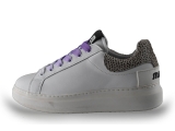 Maruti Sneakers