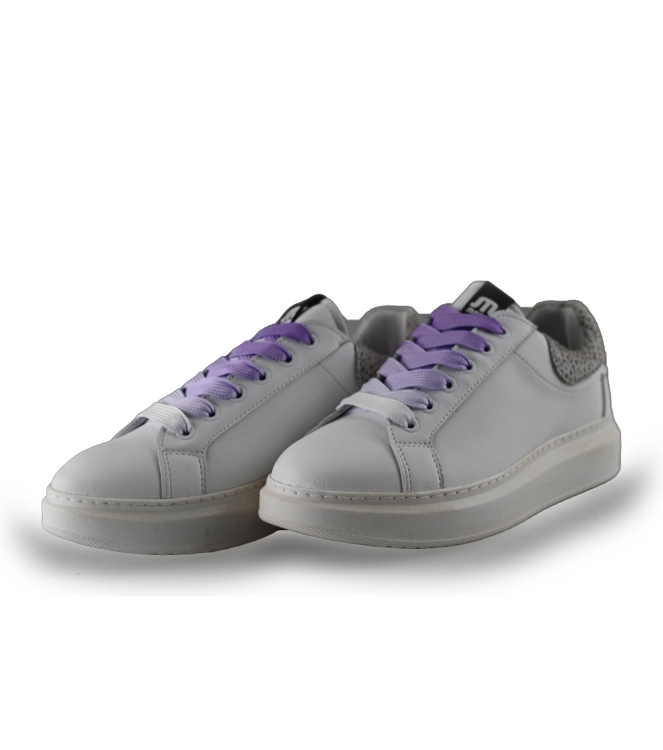 Maruti Sneakers