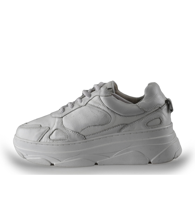 Omoda Sneakers