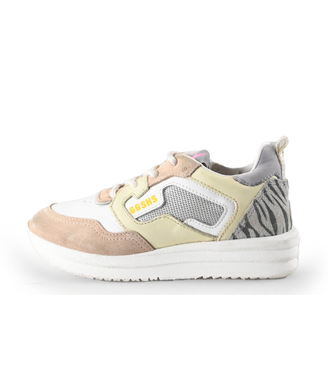 Giga Sneakers