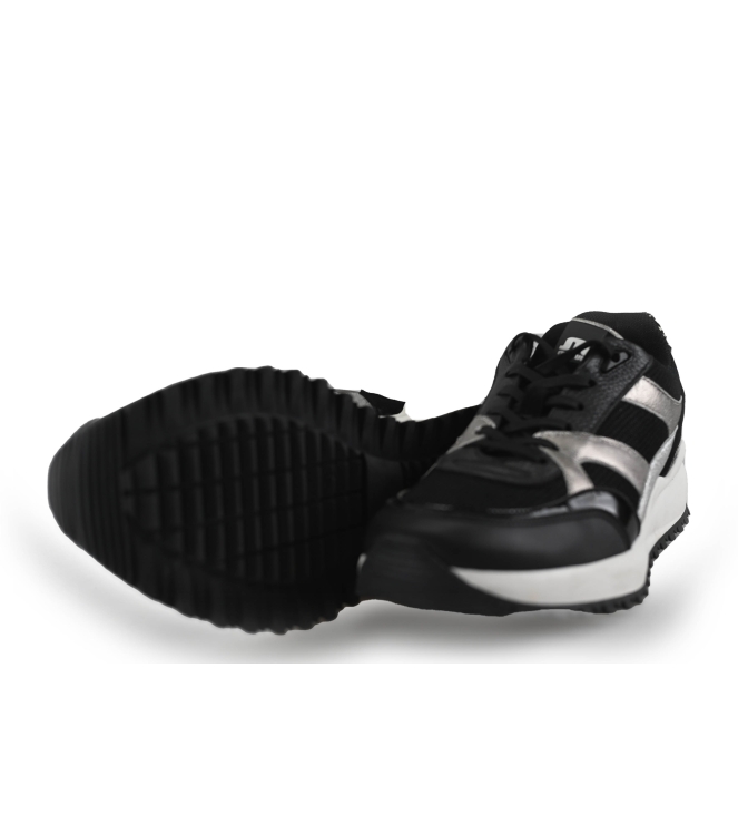 Maruti Sneakers
