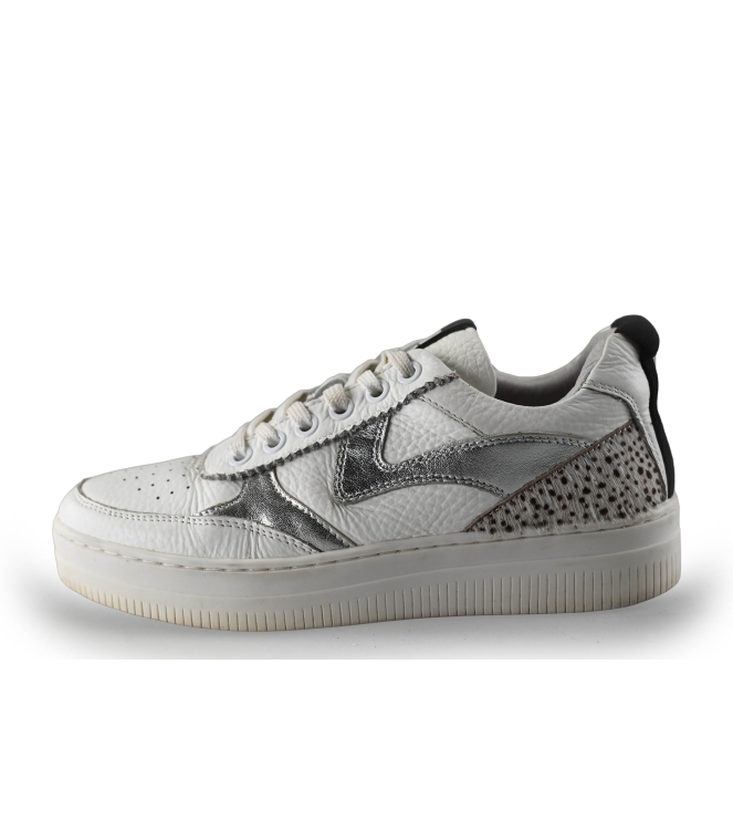 Maruti Sneakers