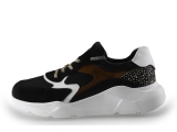 Maruti Sneakers