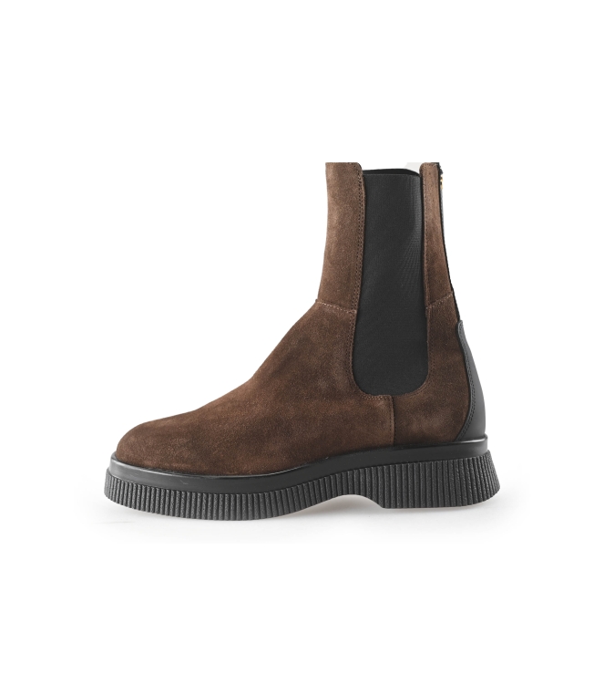 Hip Shoe Style Chelsea Boots