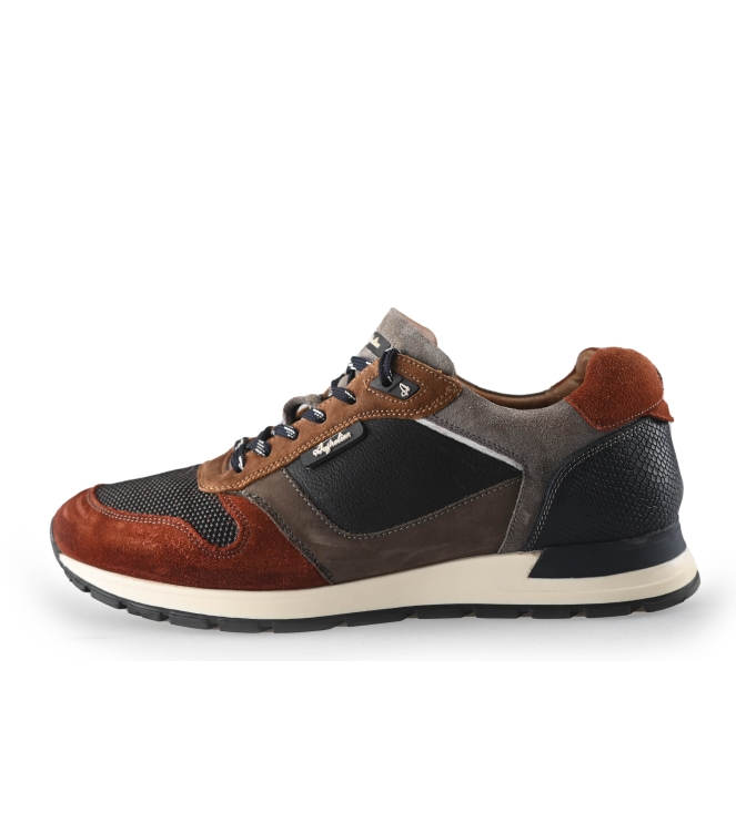 Glastonbury Sneakers