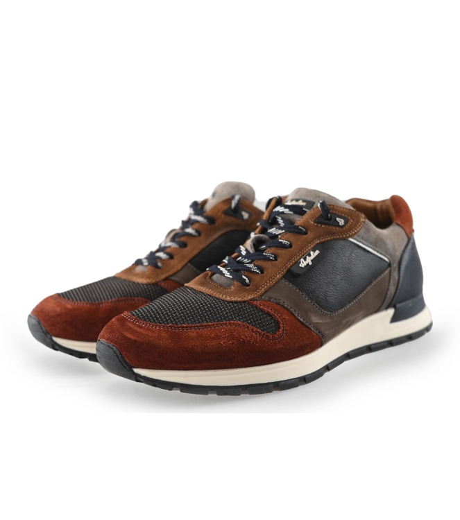 Glastonbury Sneakers