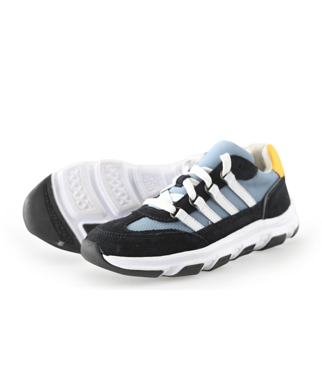 Dstrct Sneakers