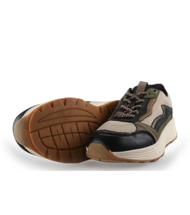 Dstrct Sneakers