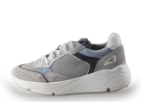 Giga Sneakers