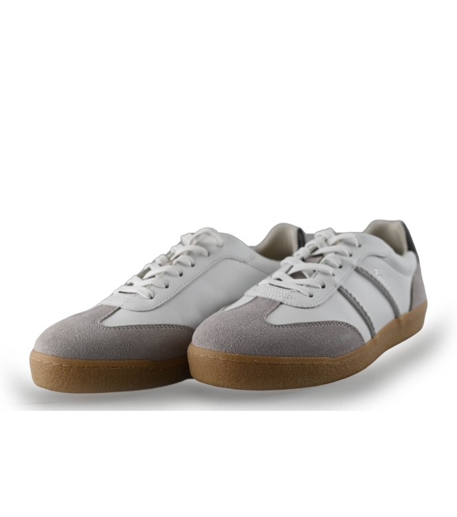Clae Sneakers