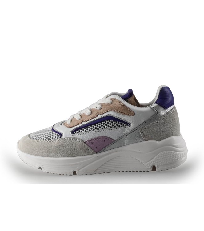 Giga Sneakers