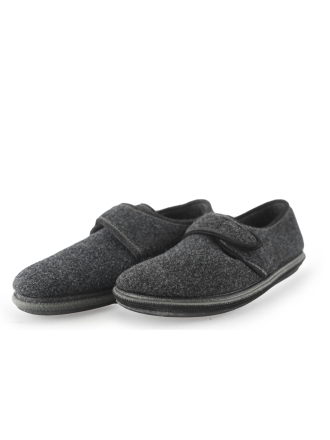  Nelson Pantoffels 259423
 [MAAT] 41
 