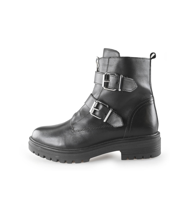 Omoda Boots