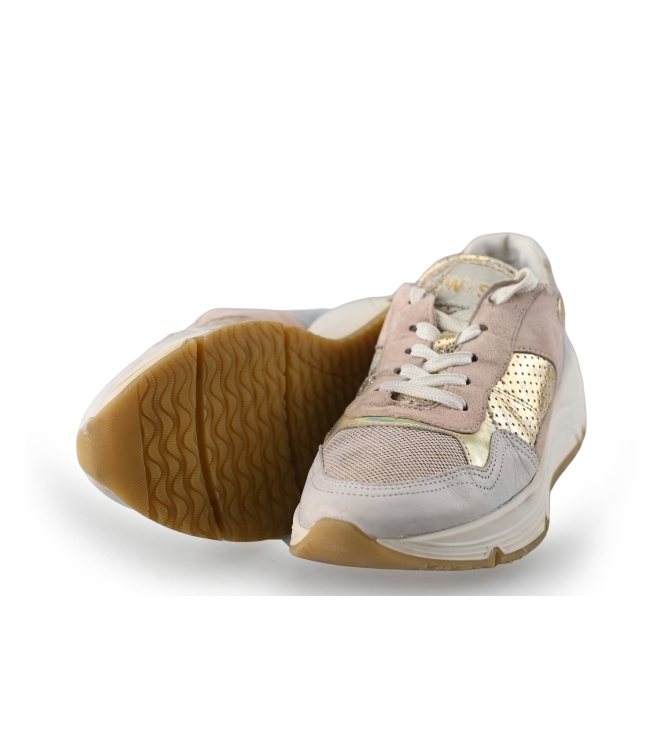 Wysh Sneakers