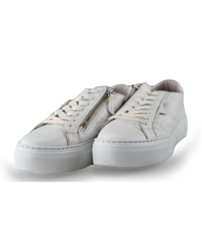 Aqa Sneakers