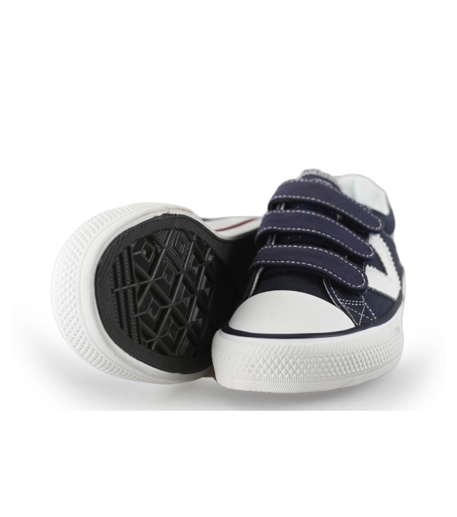 Victoria Sneakers