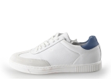 Aqa Sneakers