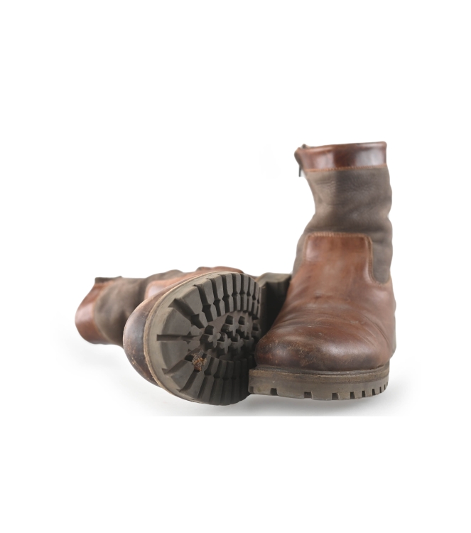 Travelin Boots