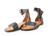 Ayana Sandalen