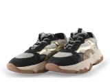 SUB55 Sneakers