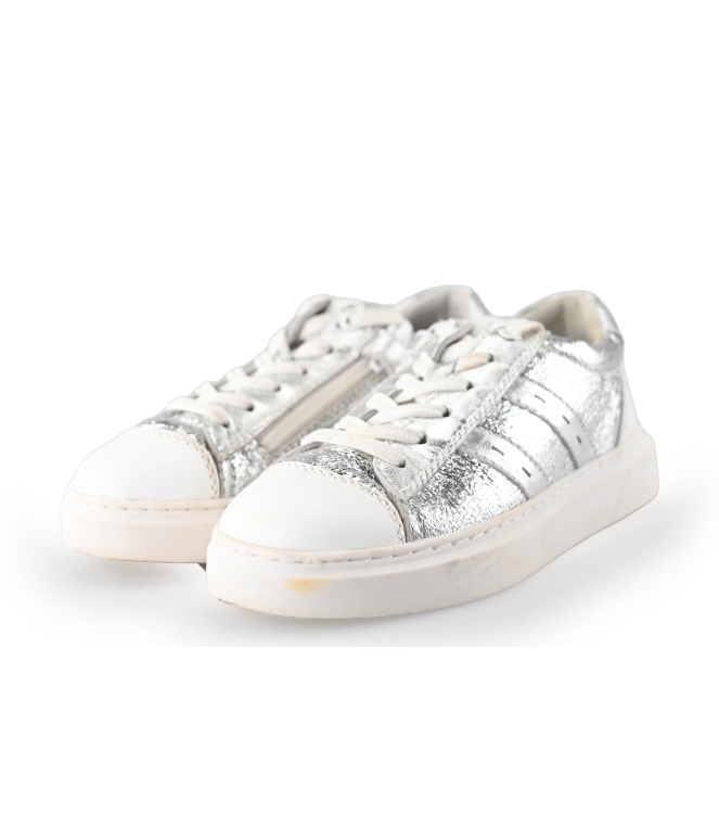 Apples  Pears Sneakers