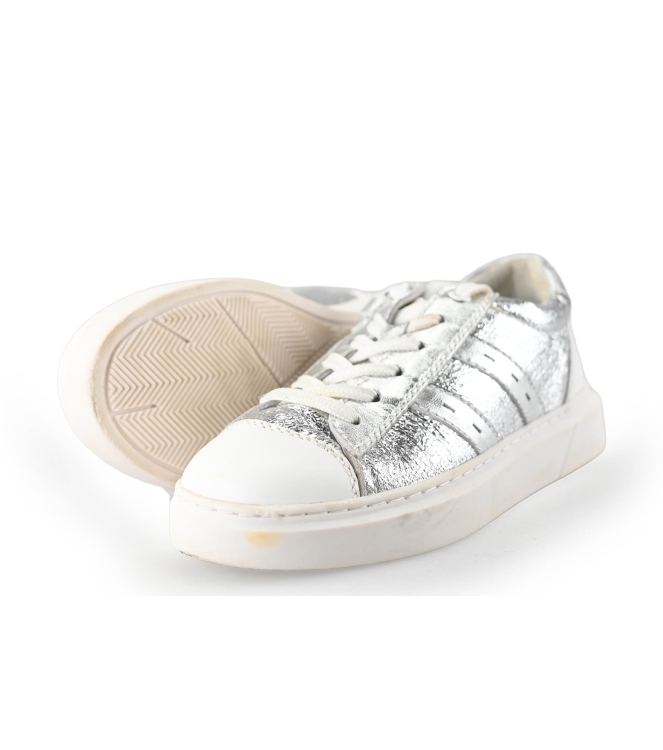 Apples  Pears Sneakers