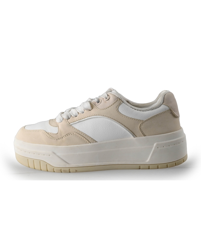 Champion Sneakers