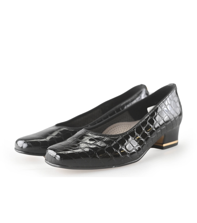 Ara Pumps