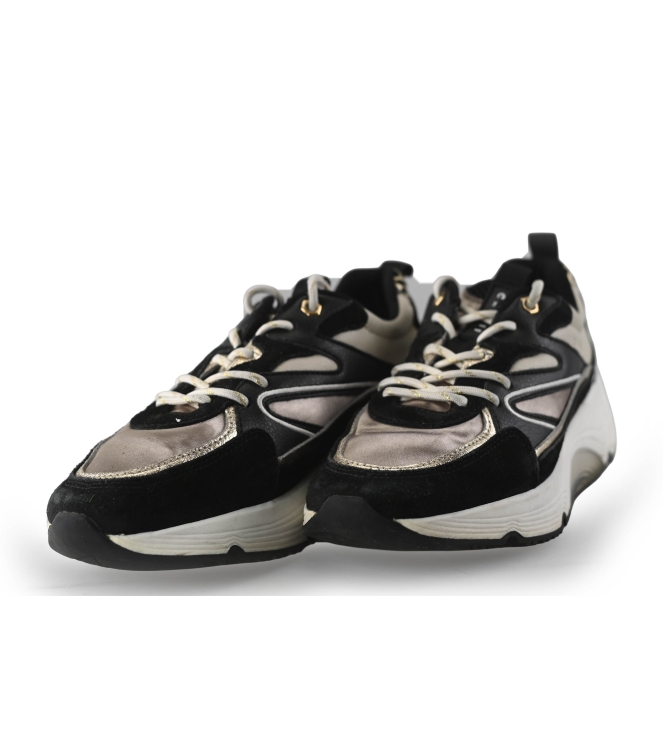 Manfield Sneakers